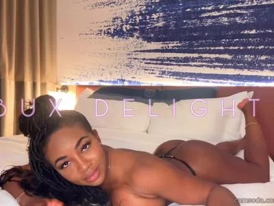 Bux Delight (Siennacole) - ✨NATURAL BODY ADMIRATION on Camsoda 