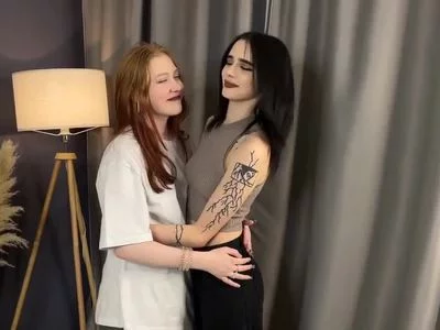 Darel and  Eva (Loisblock) - Huge us on Camsoda 