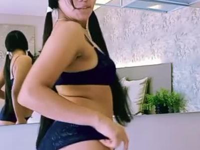 Tease my body 💕🙈 by IvyEllis