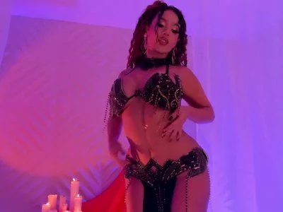 My hips don't lie🥵💗 by Rose Ferrera