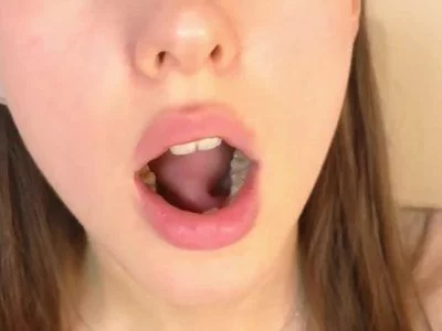 most sensitive lips by EdithBinner