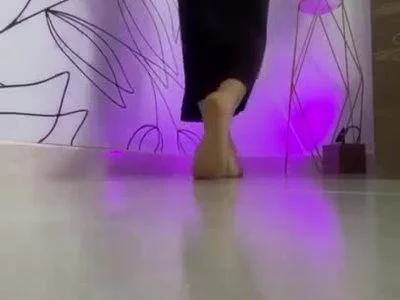 My steps mark your submission.🦶 by alma-fenix
