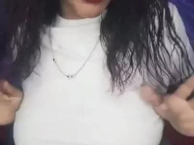 Do you like watching my ass bounce? by Lorena-gomezz1