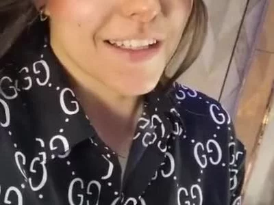 horny body 🥵🥵 by hannacollins01
