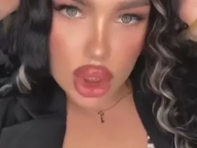kiss my vibe by KaterineTailor