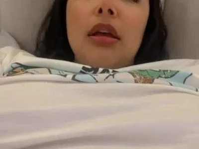 Solo quería ver una película 😏 by JANIA