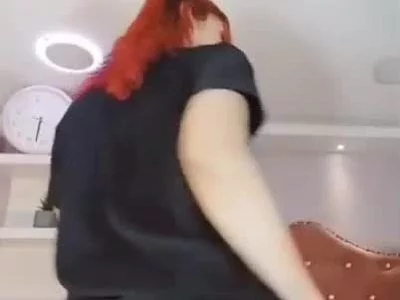 Bouncing it just for you 🍑 by Hallyyhott