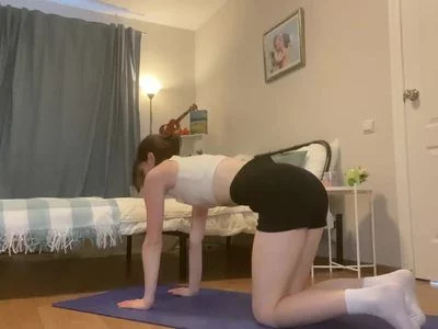 Cute stretch after waking up by zia-ember