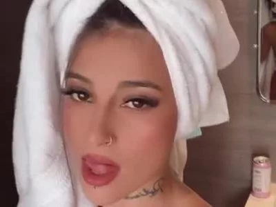 I'm feeling sexy in towel by MilaLawrenceX