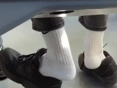 Weiße Nike Socken aus Schuhen herausziehen 🥰 by mateoXposed
