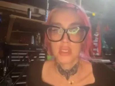 I love rubbing my pussy by CCLune