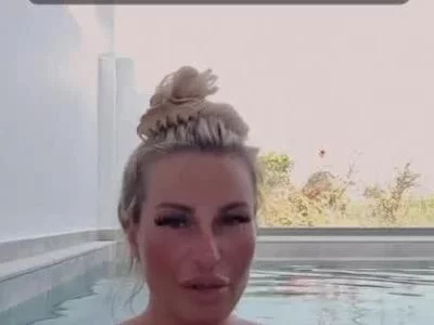 Tamara Milano (Tamaramilano) - Outdoor Cumming 💦 on Camsoda 