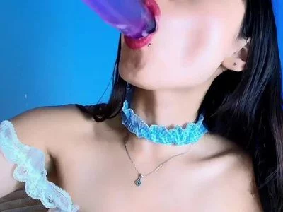 I don't want her ... and I may give her a good blowjob by Emily Withe