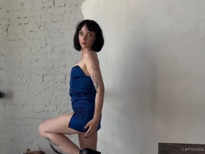 My blue eyes. My blue dress by HollyVex