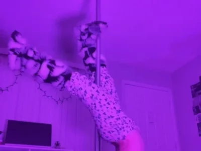 On the pole by parkernextdoor