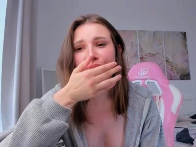 Cute sneezes and coughs by Effie-Reid