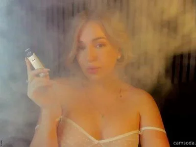 smoking time by Nikki