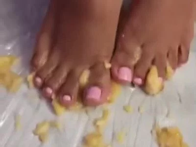 play with my feet and a banana by Skarletth