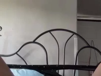 Boujeeb (Bellethebeauty30) - M0mmy all alone & horny 🫦 on Camsoda 