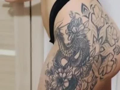 Kerry Forbs (Kerryforbs) - My first tattoo  on Camsoda 