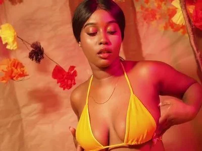 Michaela Cox (Michaelacox) - have fun in autumn on Camsoda 