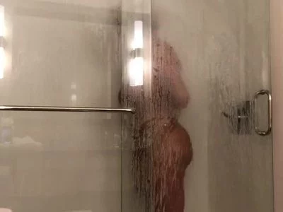 Voyer ** hot and steamy shower by msnaomiparadise