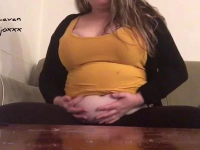 Jojo Lavan (justjojoxxx) XXX Porn Videos - Big Belly Worship