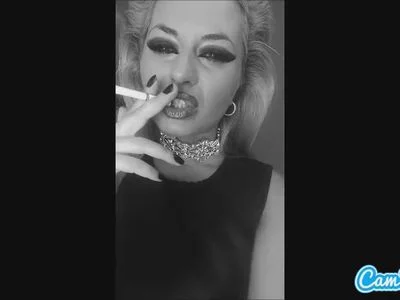 Ann (creampieann) XXX Porn Videos - Sensual Smoke