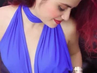 Sexy video!! by RoxyMermaid