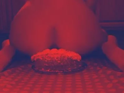 jadebaby (explorejade) XXX Porn Videos - CAKE ON CAKE!!