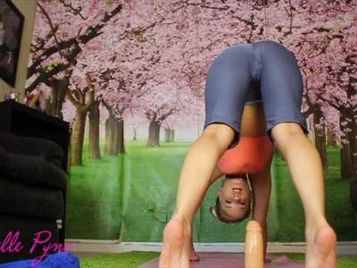 Yoga 2 Cum by AnabellePync