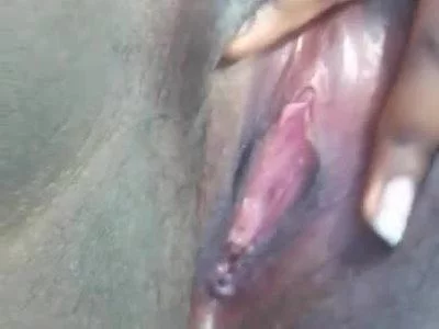 Darnell Queen (darnellqueen) XXX Porn Videos - Fingering Puss