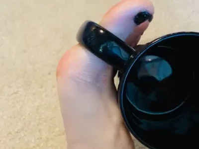 OpalWritesSmut (opalwritessmut) XXX Porn Videos - Grabbing a coffee mug with my #feet