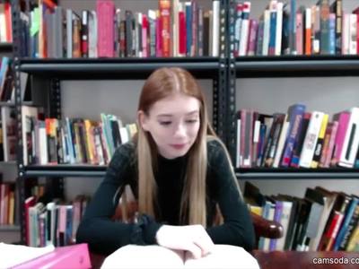 Amateur College Teen Masturbates On Cam During Study Hall