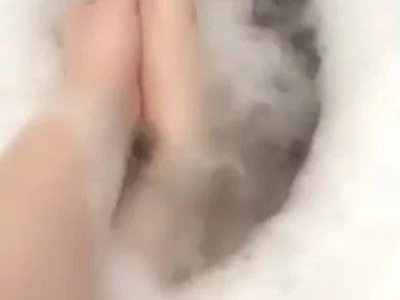 Foot play in the bath by BlaizeyBBy
