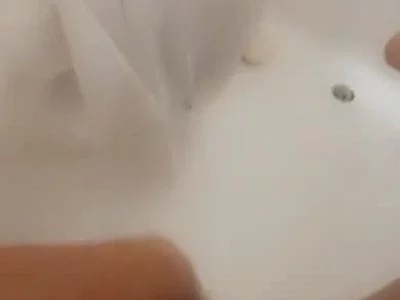 Just a lil taste by Biigbootyashlee