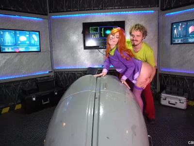 Busty Bunny Madison Cosplay As Daphne Blake Gets Fucked By Shaggy