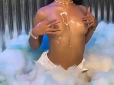 you cum on my tits... so delicious!💦🍆👅 by SofiaParkker
