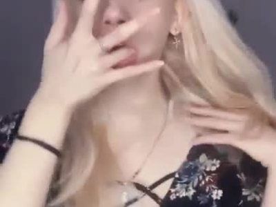 Cutie Mia suck her fingers by Emilia_Adams