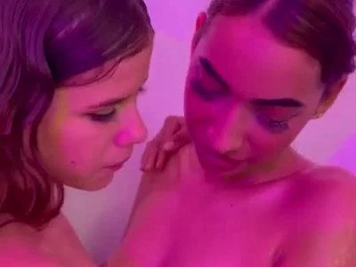 HoneyDesire (iamvaleskaa) XXX Porn Videos - NAKED IN THE SHOWER🛀🤽‍♂️You would like to shower with us???