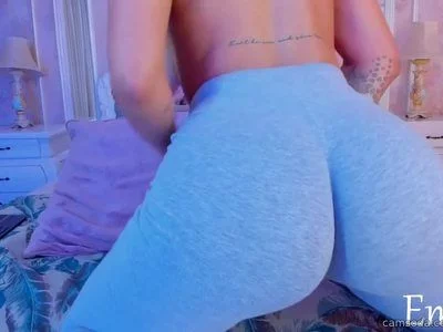 Squirt in My Pants Show by E M E L I E - 89